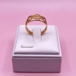 Anel Quadradinhos Vazados