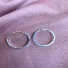 Argola Prata Lisa Média