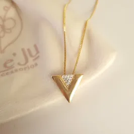 Colar Triângulo
