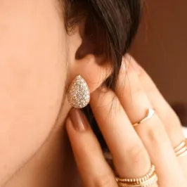 Brinco Gota Cravejada