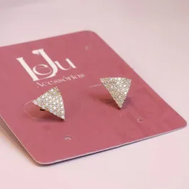 Brinco Triângulo Cravejado