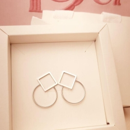 Argola Steel com Quadrado