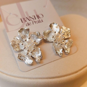Brinco Banho de Prata Flor