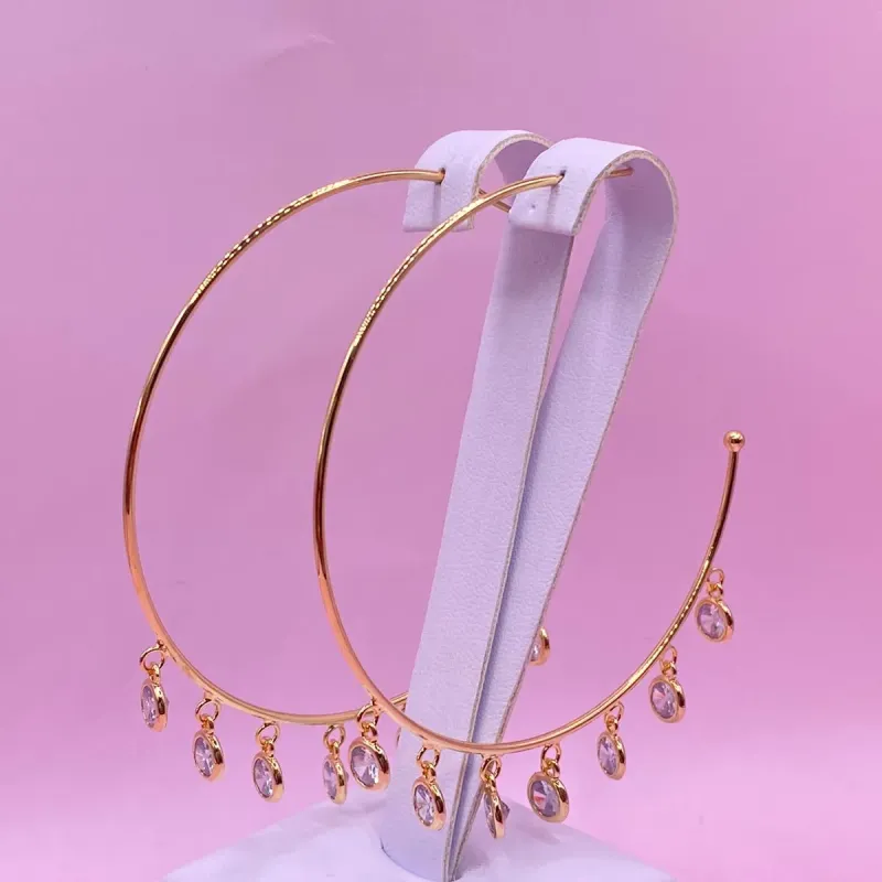 Argola Gota e Zircônias Penduradas