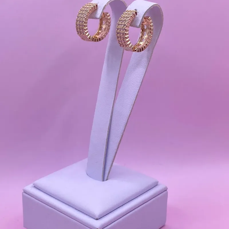 Brinco Argola Click Zirônia Cravejada