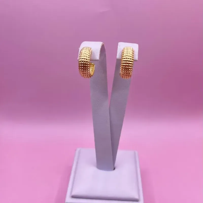 Brinco Argola Furadinho Pequeno