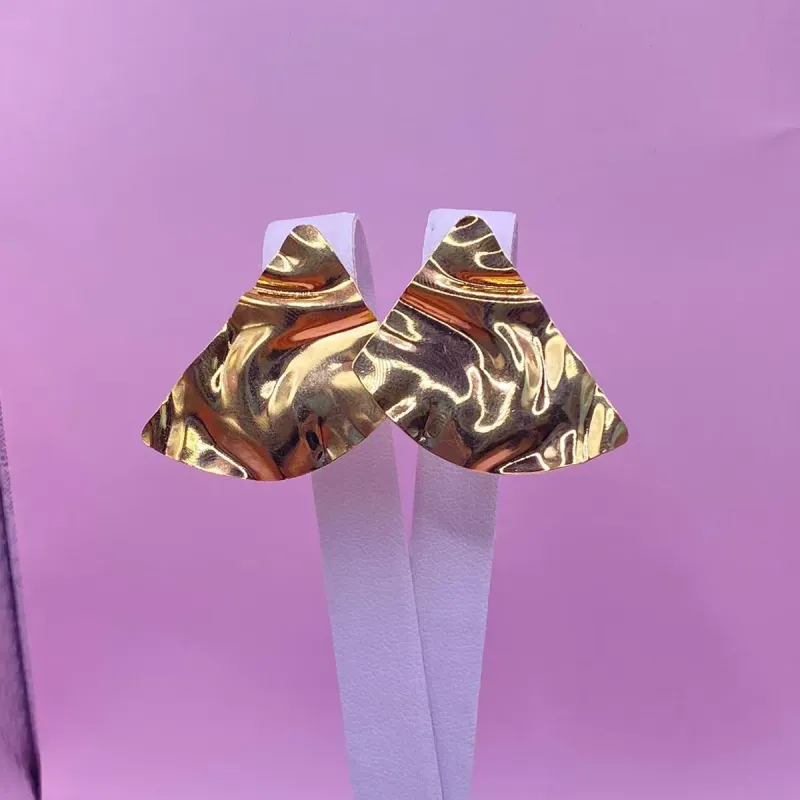 Brinco Chapa Triângulo