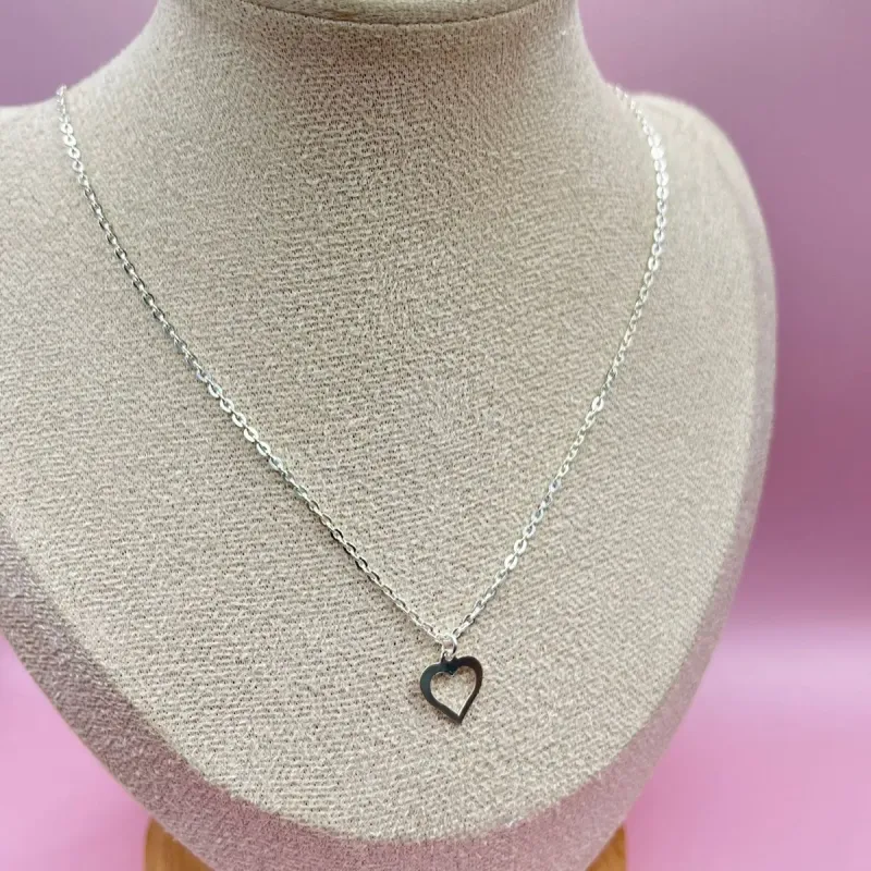 Choker Prata Coração Vazado