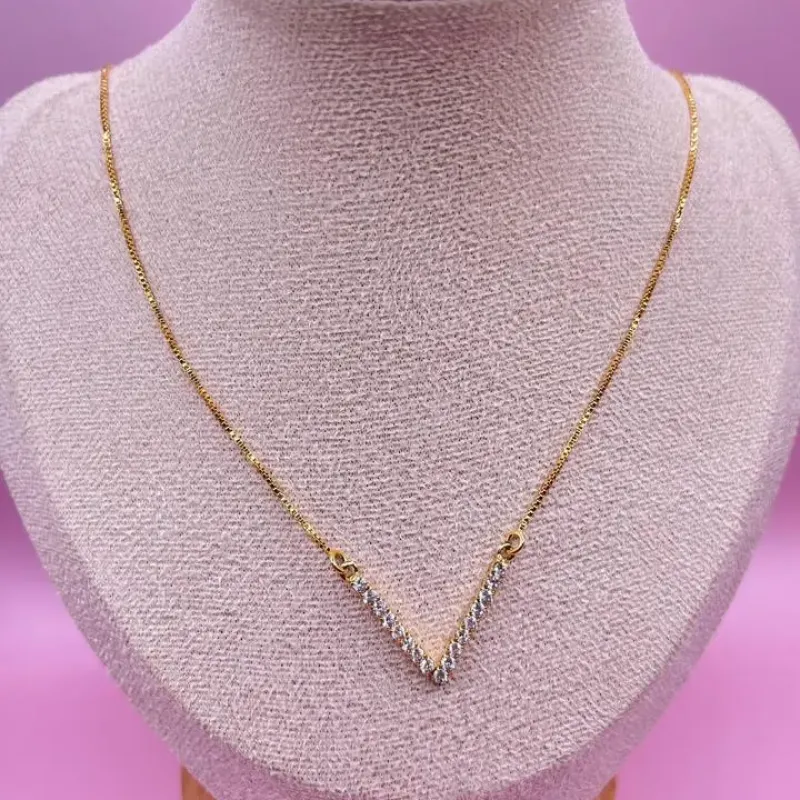 Colar Zircônia em V