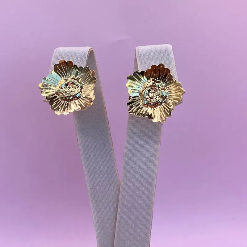 Brinco Rosa Esquisita