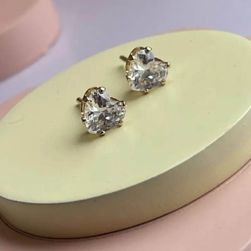 Brinco Baby Coração 6mm