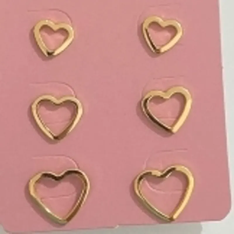 Brinco Trio Coração Vazado