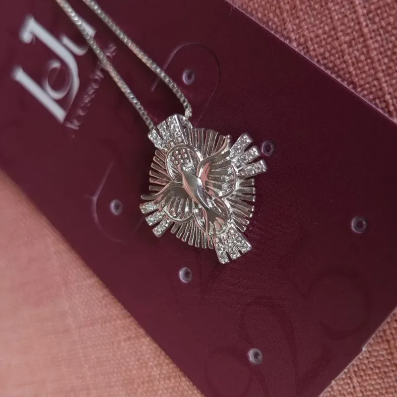 Colar Prata Espírito Santo