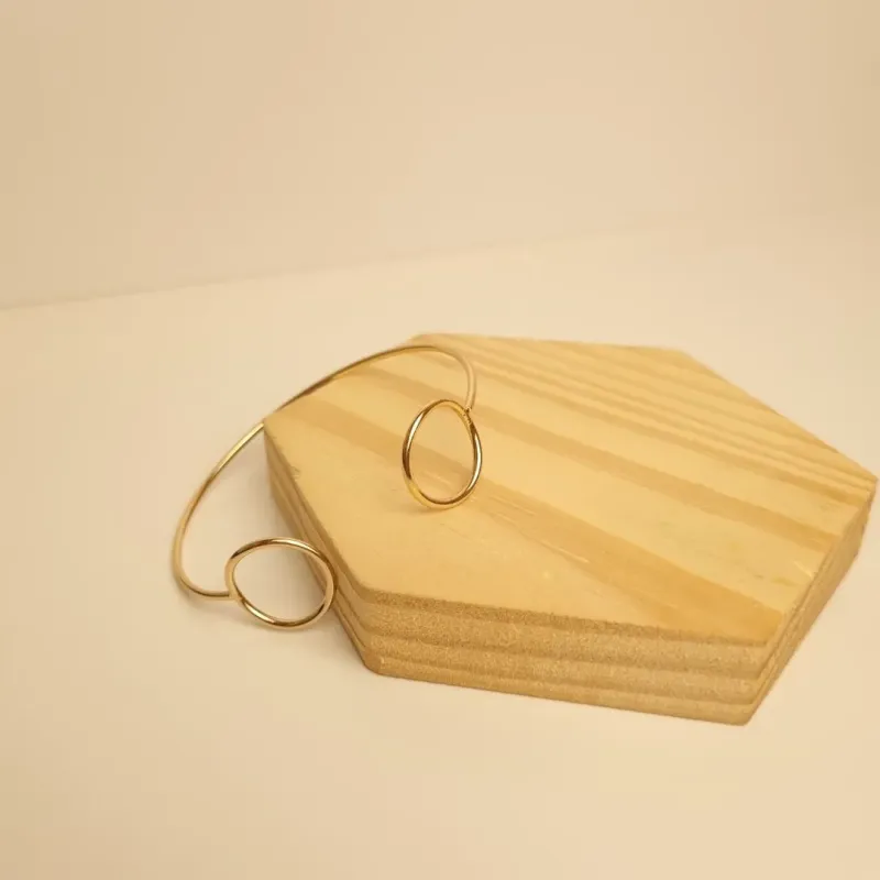 Bracelete Aro Fio Círculo Trava