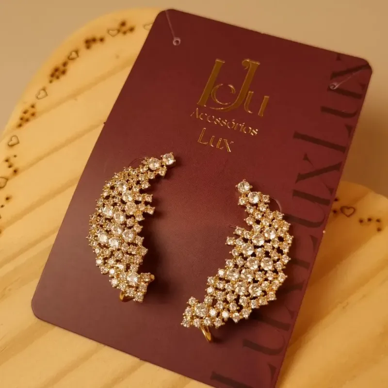Brinco EarCuff Cravejado Festa