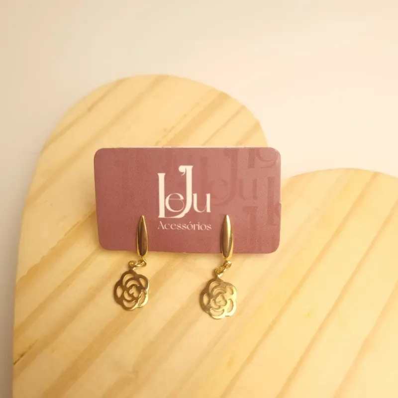 Brinco Rosa Vazada Articulada