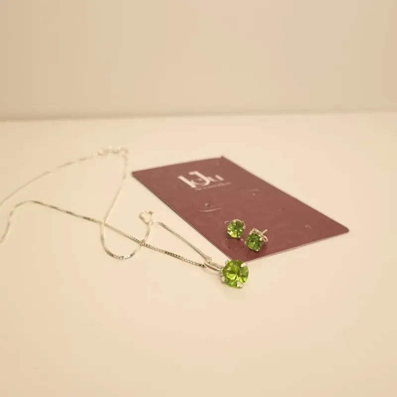 Conjunto prata pedra verde