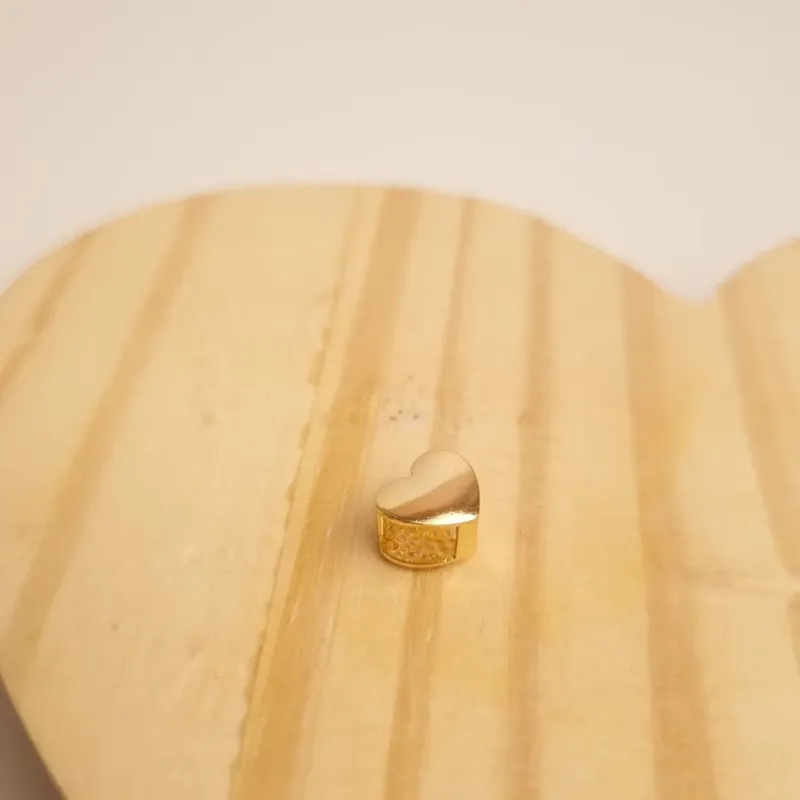 Pingente Liso Coração Passante