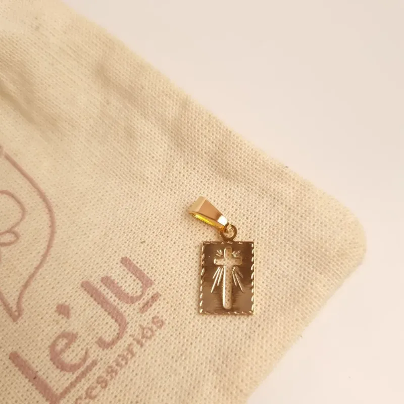 Pingente Quadradinho Cruz