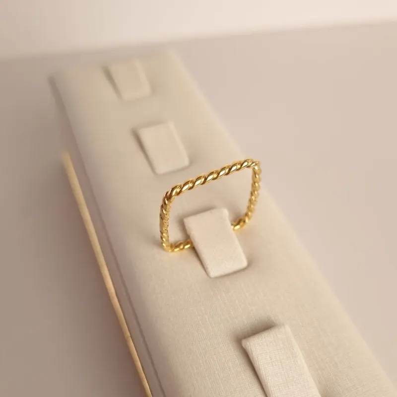 Anel Aparador Trançado