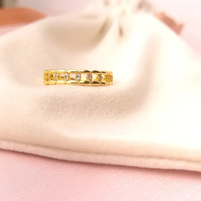 Anel Cordas com Zircônias