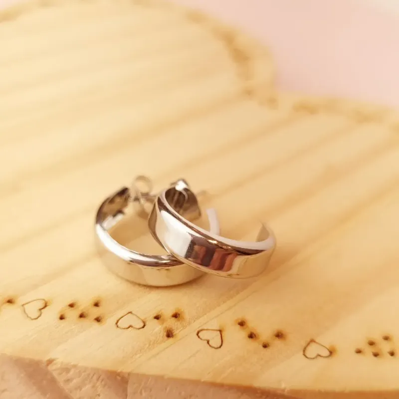 Brinco Steel Argola Pequena Larga