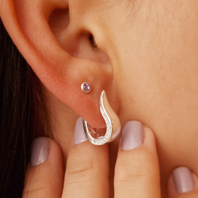 Brinco Prata Tranqueta com Zircônias