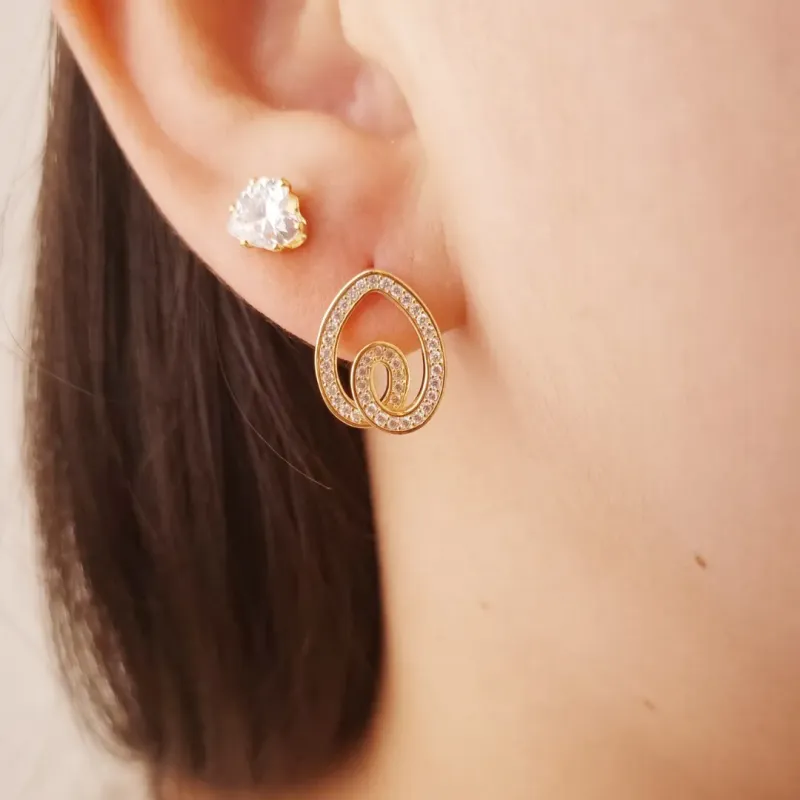 Brinco Volta Cravejada