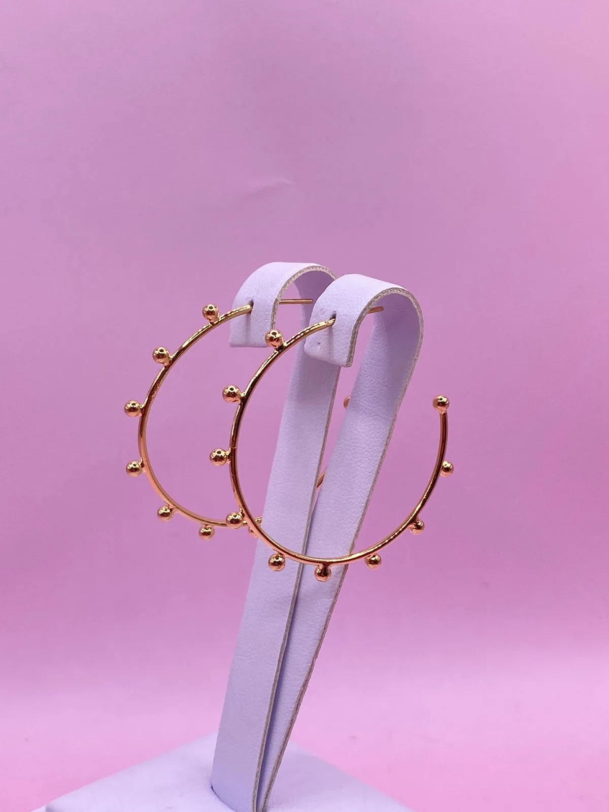 Argola Nove Bolinhas