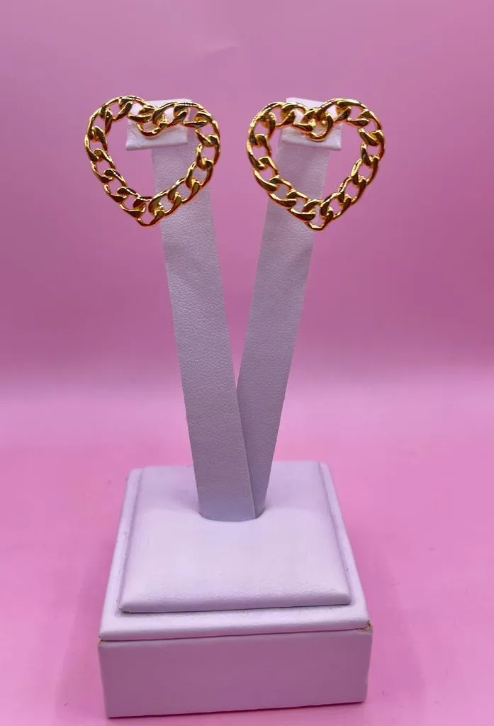 Brinco Coração em corrente