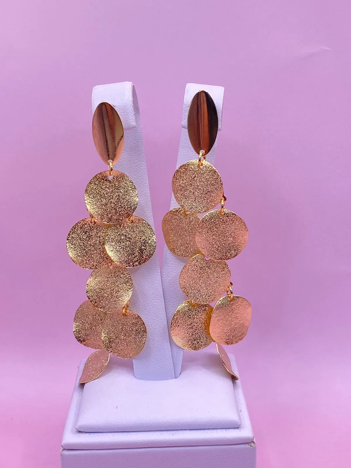 BRINCO FOLHAS REDONDAS