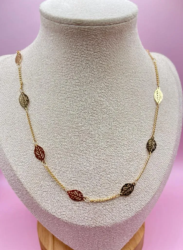 Colar Folhas 60cm