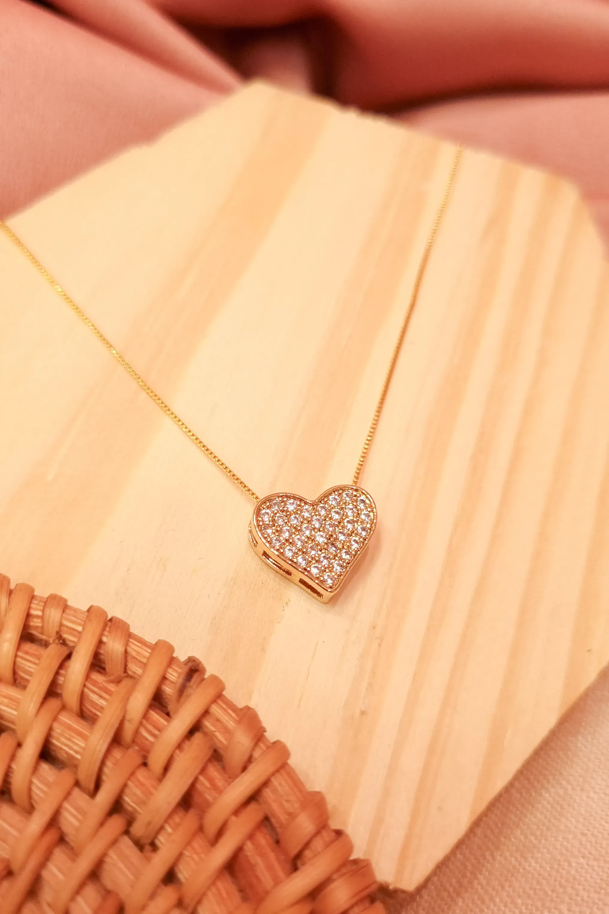 Colar Coração Cravejado