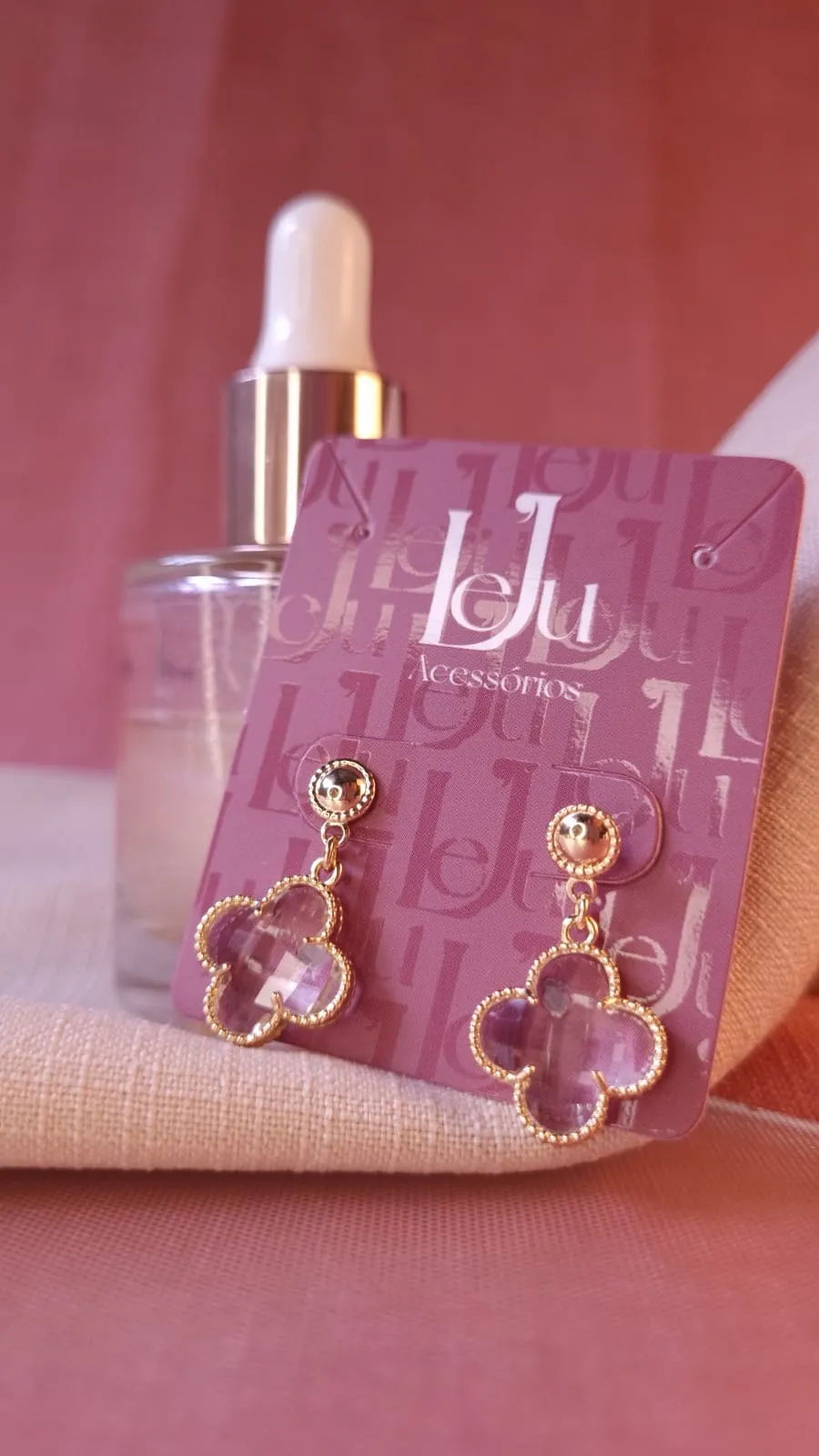 Brinco Trevo Cristal