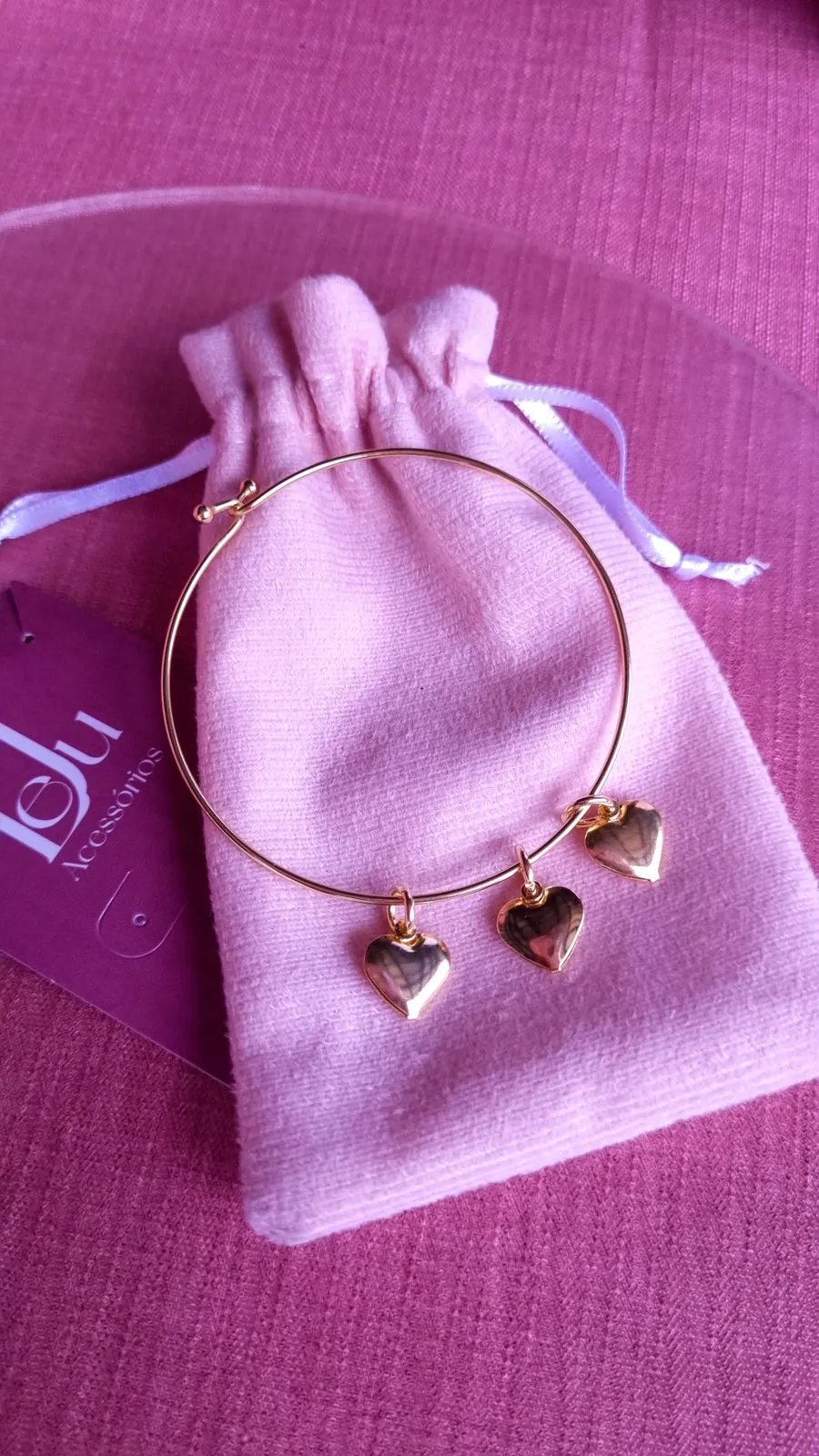 Bracelete com Corações