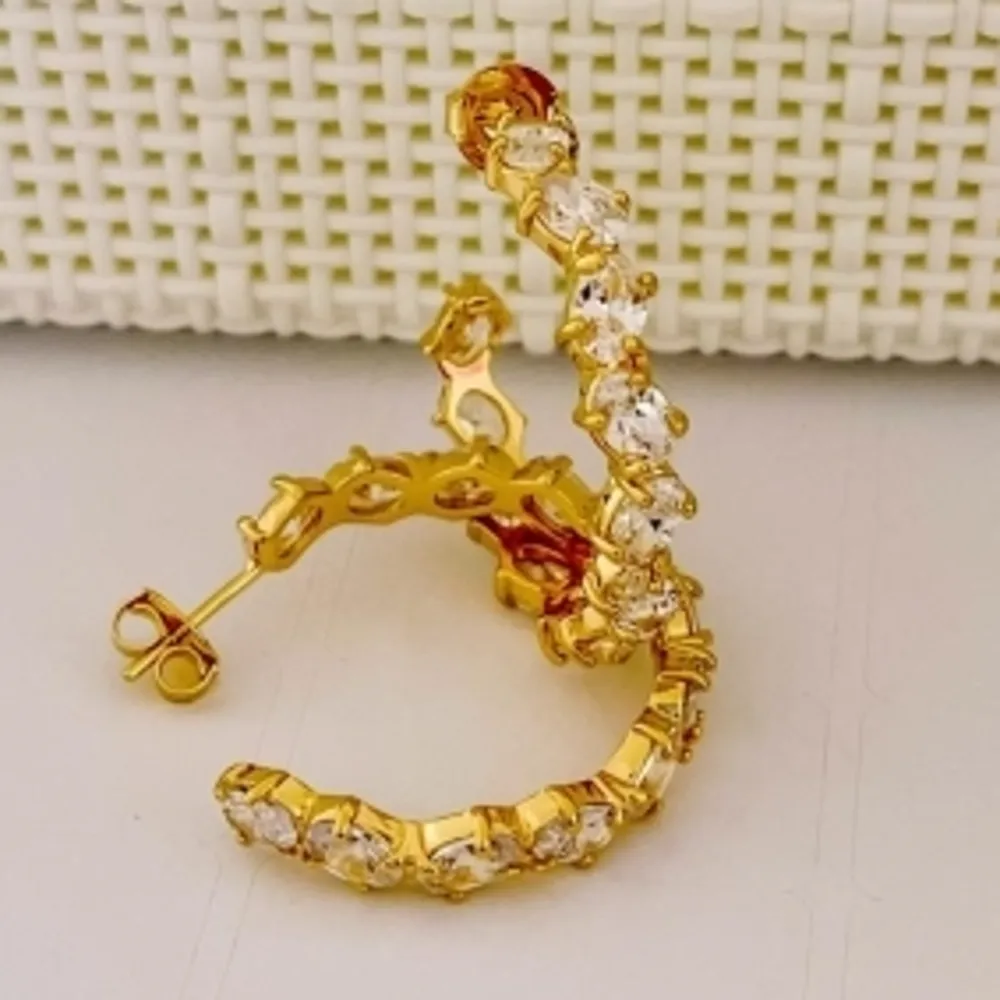 Brinco Argola com Pedras