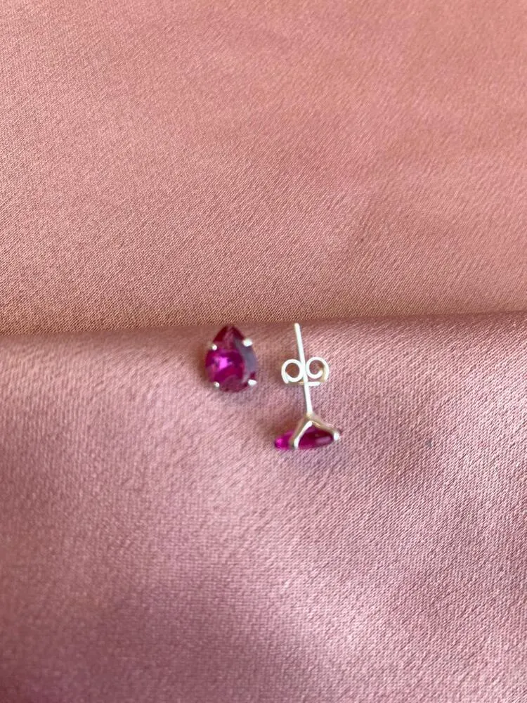 Brinco Prata Ponto de Luz 4mm