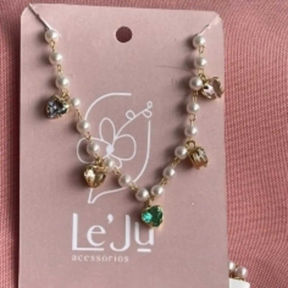 Choker Pérola com Pedras Coloridas