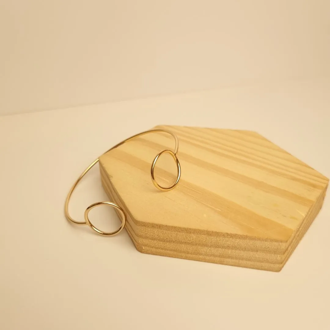 Bracelete Aro Fio Círculo Trava