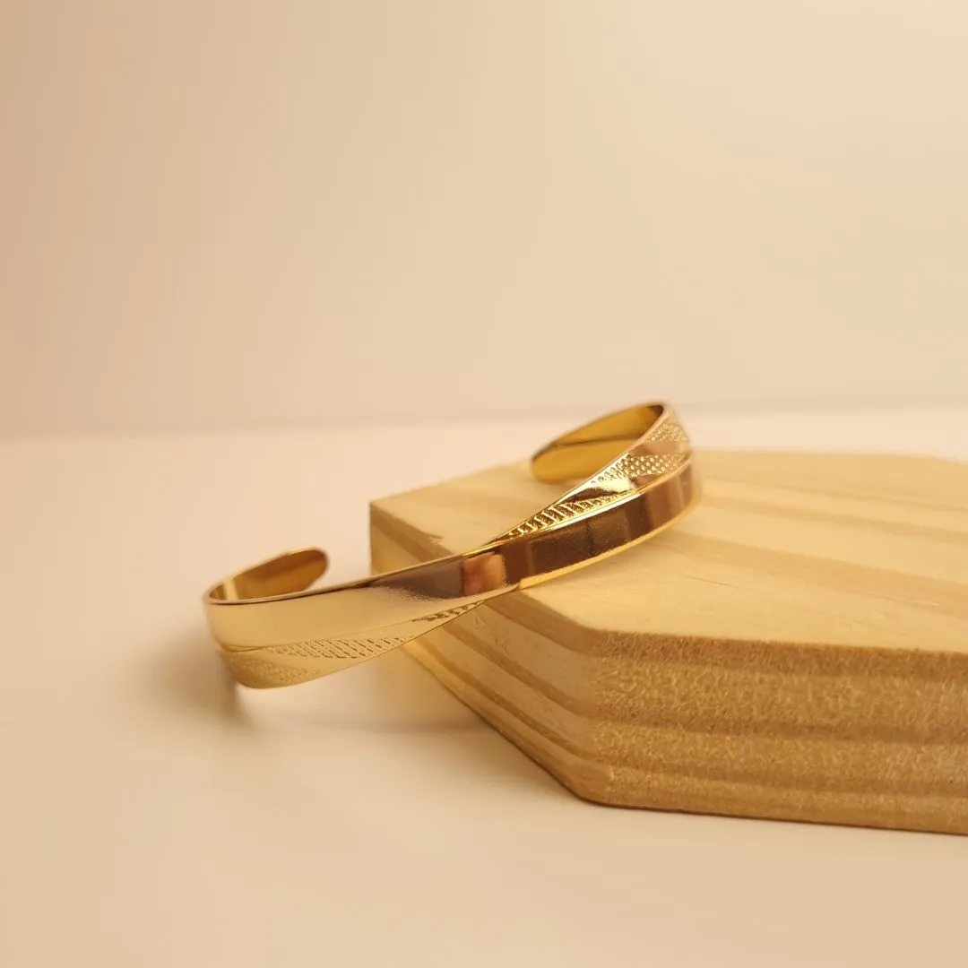 Bracelete Transpassado