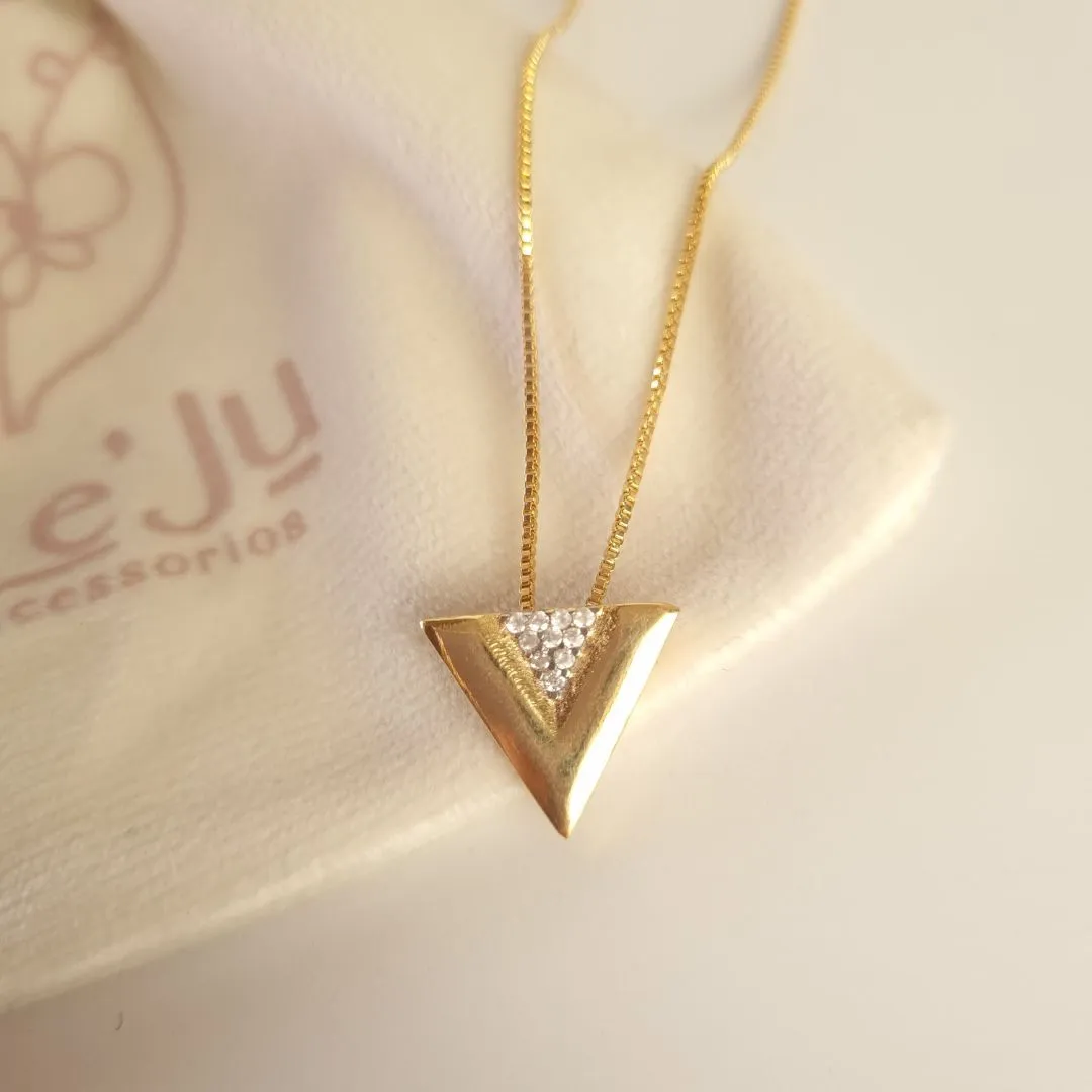 Colar Triângulo