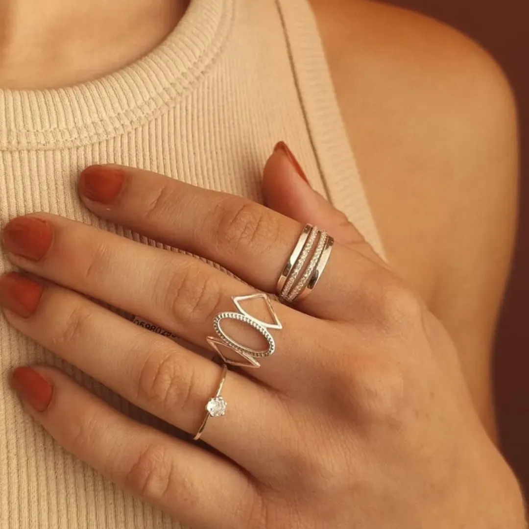 Anel Prata Listas em Zircônias