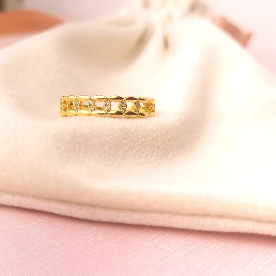 Anel Cordas com Zircônias