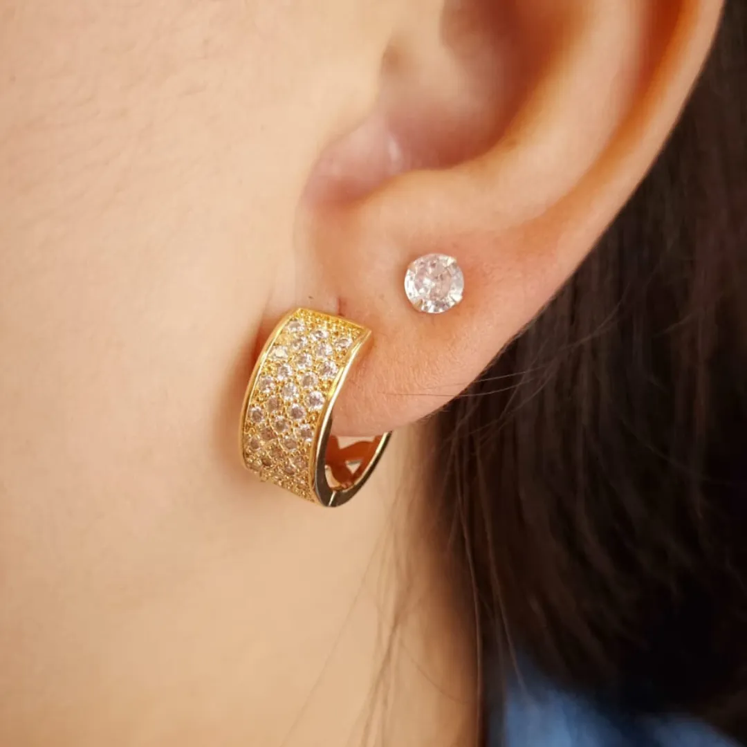 Brinco Argola Zircônia Cravejado Ref:001