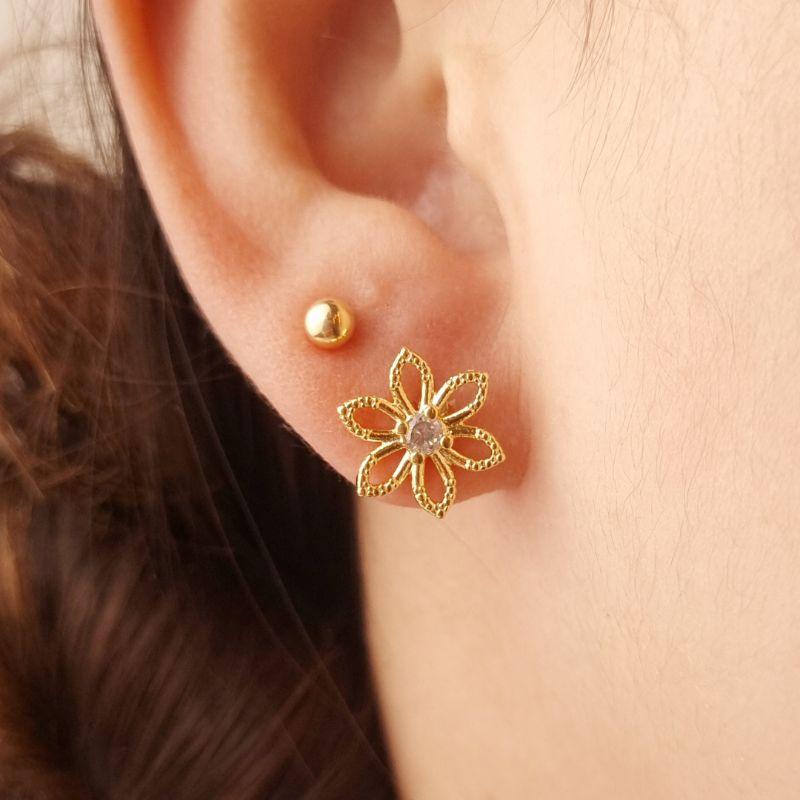 Brinco Margarida com Zircônia