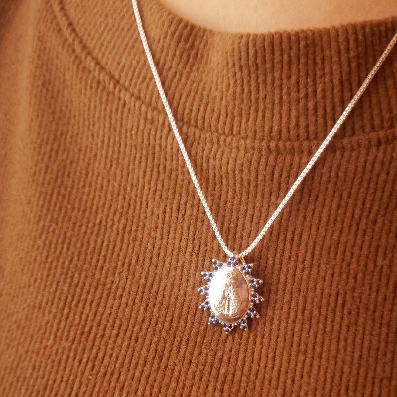 Colar Banho de Prata Nossa Senhora Pedras Azuis