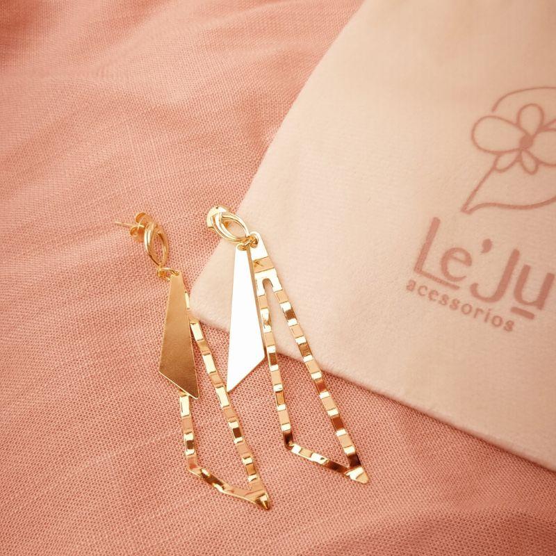 Brinco Sobreposto Triangulo