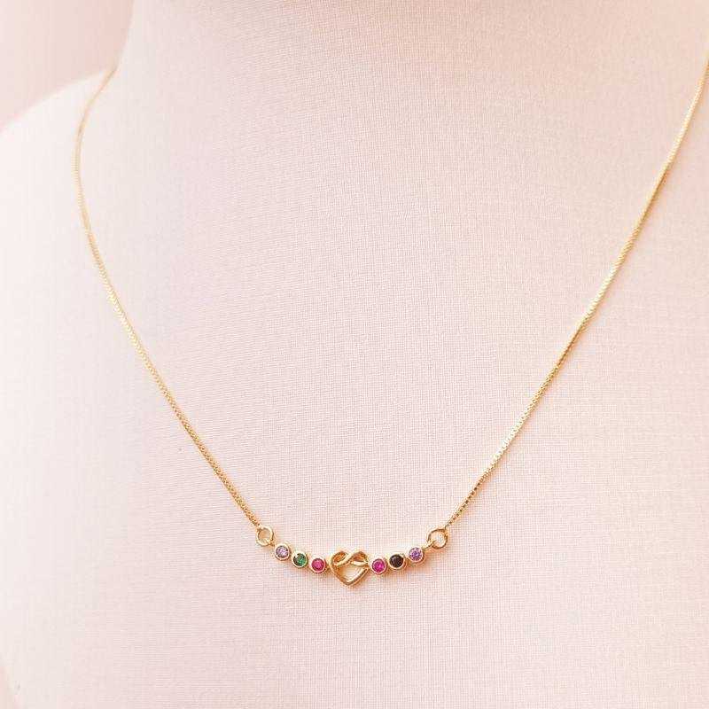 Colar Pedrinhas Coloridas com Coração