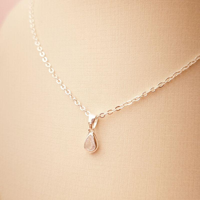 Colar Elo Cadeadinho com Ponto de Luz em Banho de Prata