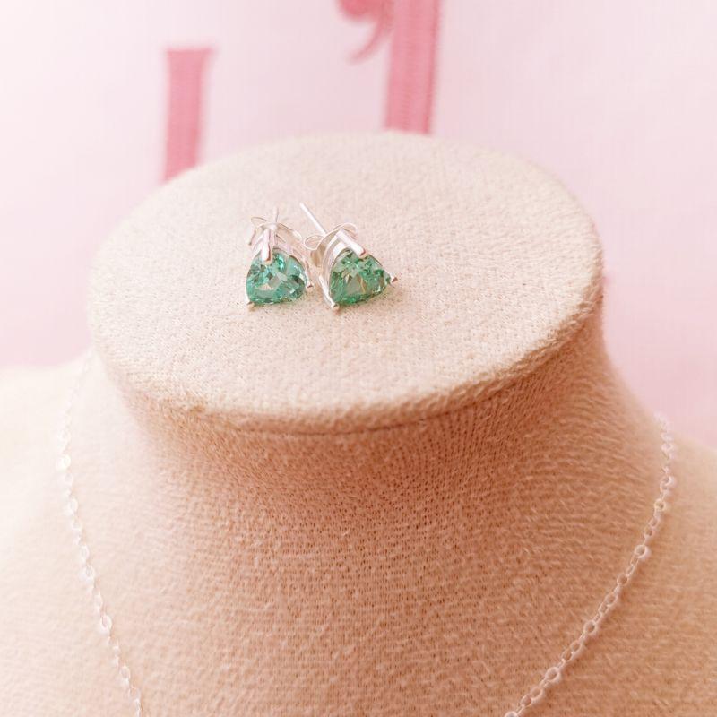 Brinco Prata 925 Coração com Pedra Verde